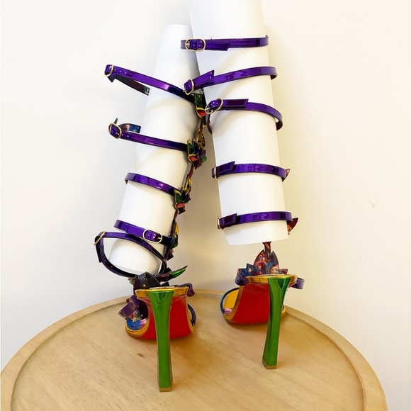 New Christian Louboutin x Marvel Sea Warrior Leather Heels - Picture 11 of 13